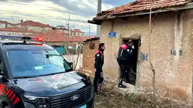Kırıkkale'de Metruk Binalara Polis Denetimi