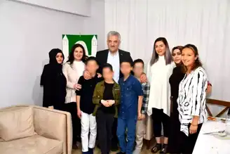 Vali Makas, Çocuklarla İftarını Paylaştı
