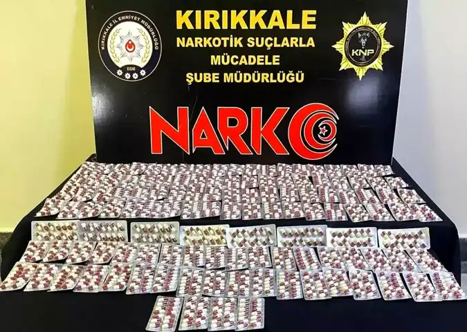 Kırıkkale'de 2 Bin 292 Sentetik Ecza Ele Geçirildi, 4 Gözaltı