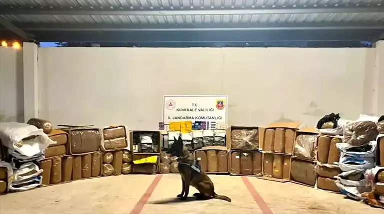 Kırıkkale'de 1 Ton Kaçak Tütün ve Sigara Operasyonu